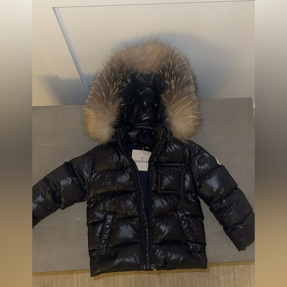 Moncler toddler k2 coat 3T like new condition